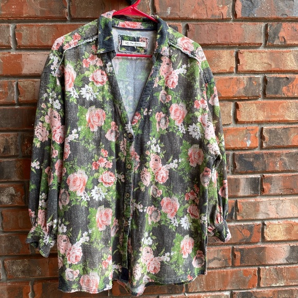 Free people light green with multi floral button down blouse top small - Picture 3 of 8